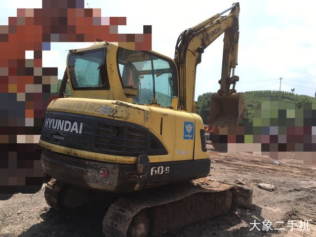 现代 R60-9 挖掘机