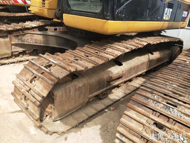 卡特彼勒 329DL 挖掘机