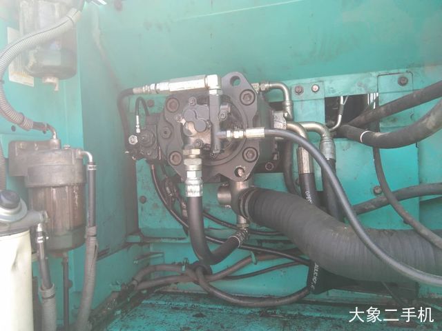 神钢 SK250-8 挖掘机