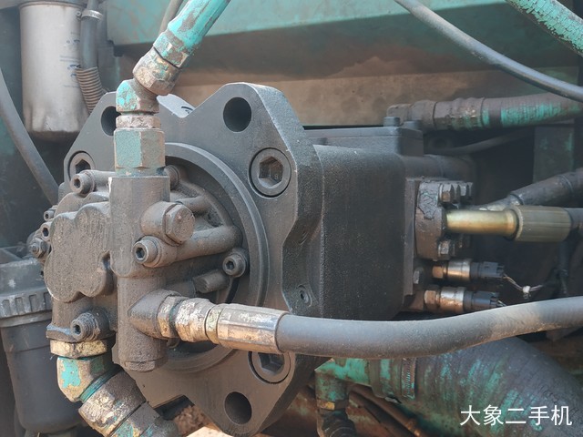 神钢 SK250-6E 挖掘机