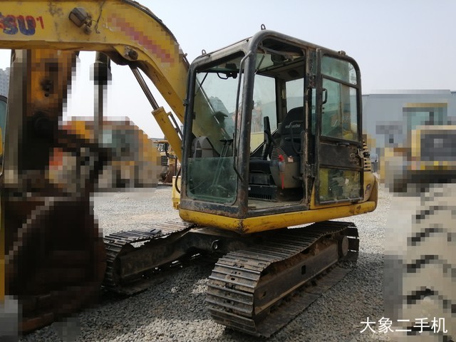 小松 PC70-8 挖掘机