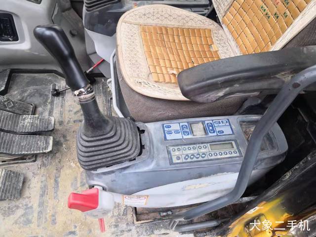 三一重工 SY135C 挖掘机