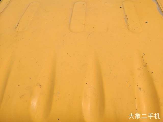 山东临工 LG6210 挖掘机