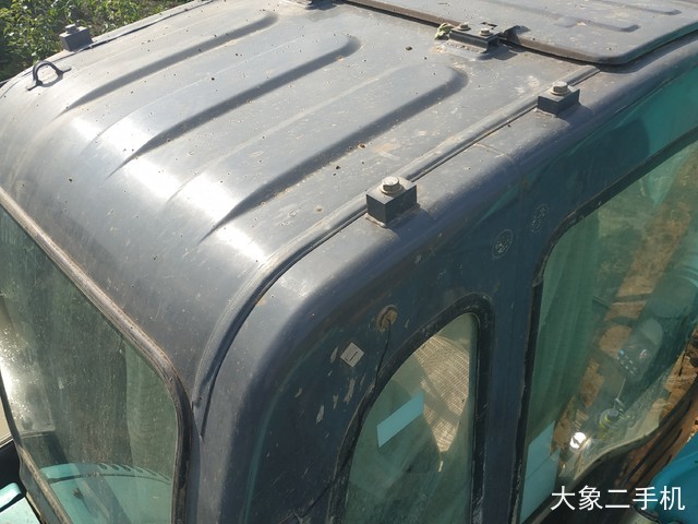 神钢 SK260LC-8 挖掘机