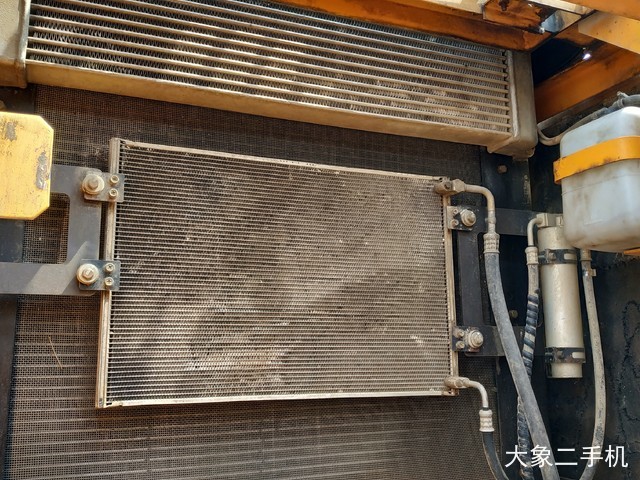 三一重工 SY305C-9 挖掘机
