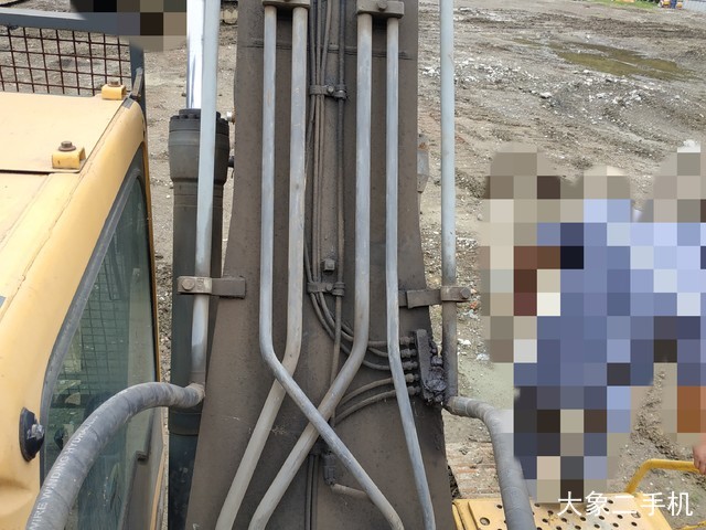 沃尔沃 EC210BLC 挖掘机