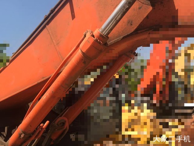 日立 ZX330—3 挖掘机