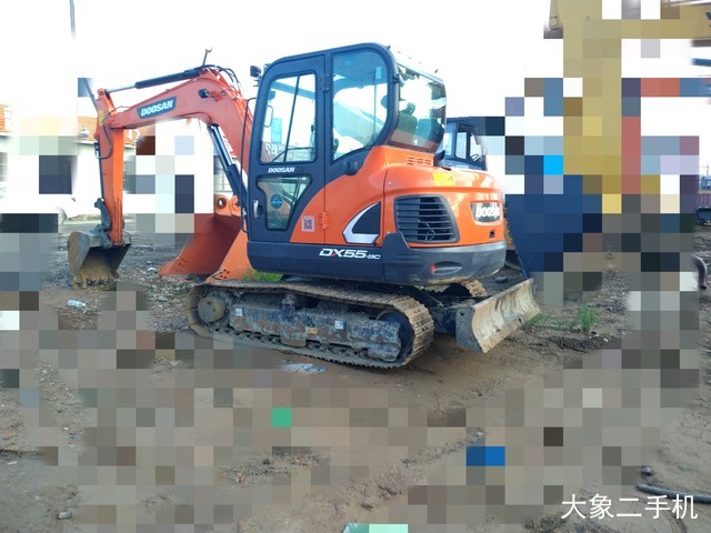 斗山 DX55-9C 挖掘机