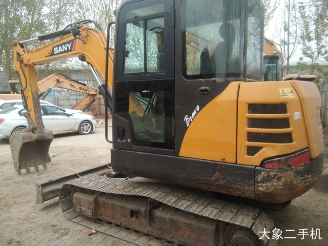 三一重工 SY55C 挖掘机