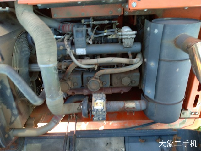 斗山 DX260LC 挖掘机