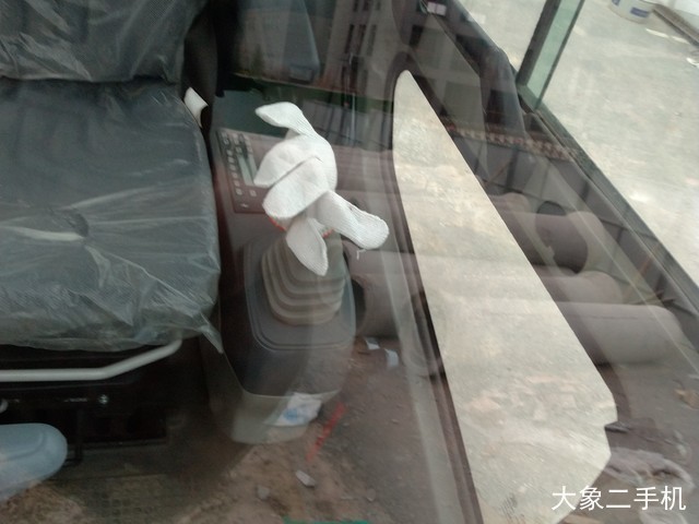 恒岳重工 HY215-8 挖掘机