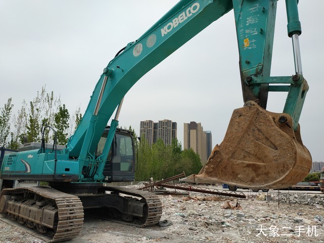 神钢 SK460-8 挖掘机