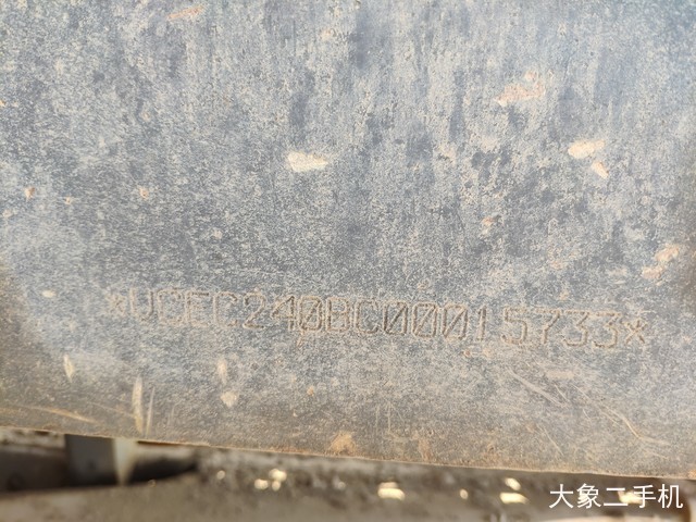 沃尔沃 EC240BLC 挖掘机