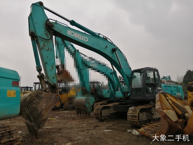 神钢 SK350LC8 挖掘机