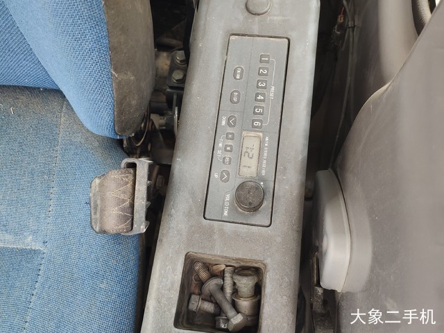 日立 ZX135US 挖掘机