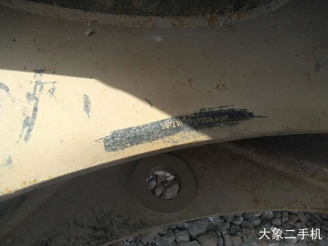 三一重工 SY215C-8 挖掘机