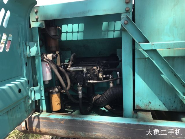 神钢 SK140LC-8 挖掘机