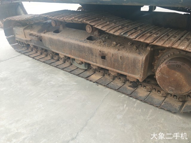 神钢 SK260LC-8 挖掘机