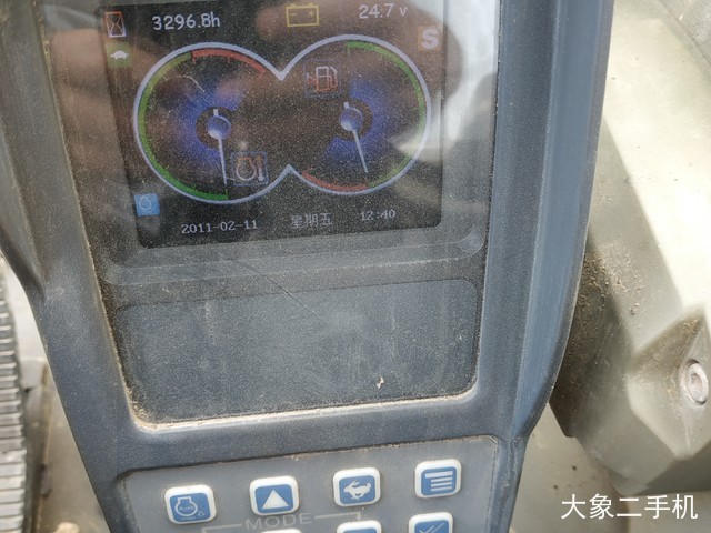徐工 XE370CA 挖掘机