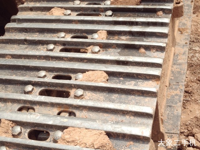 现代 R265LC-9 挖掘机