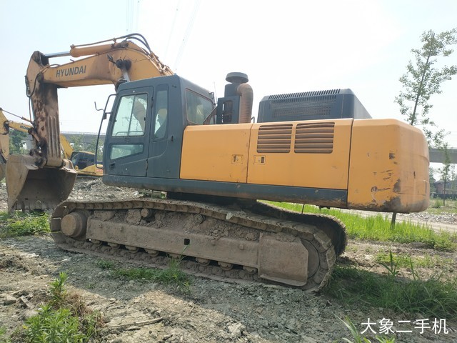 现代 R455LC-7 挖掘机