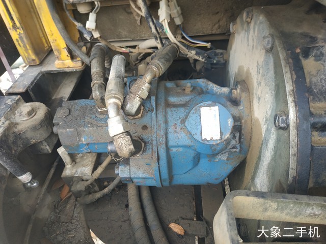 现代 R60-7 挖掘机