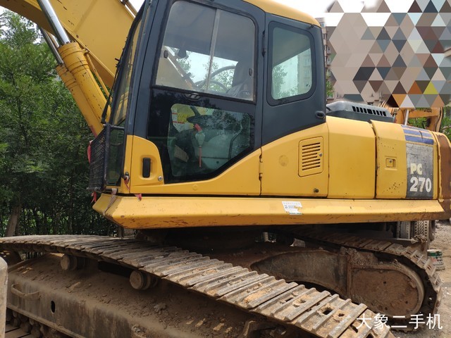 小松 PC270-7 挖掘机