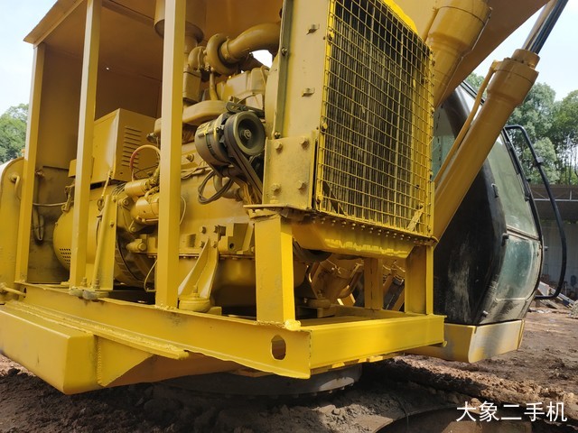 柳工 CLG220LC 挖掘机