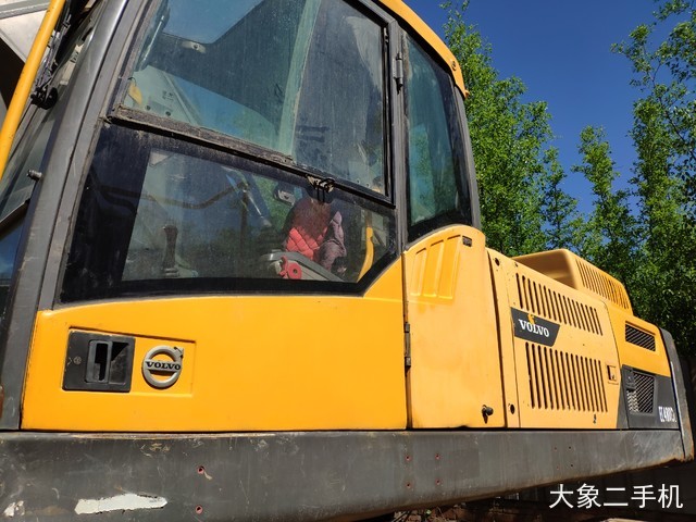 沃尔沃 EC480DL 挖掘机