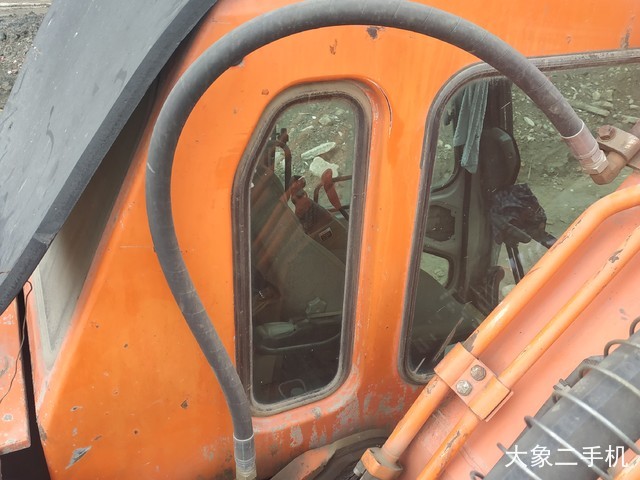 斗山 DH225LC-9 挖掘机