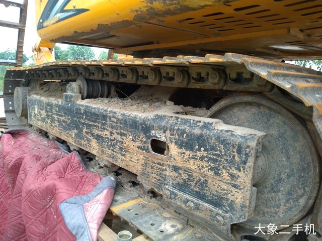 龙工 LG6065 挖掘机