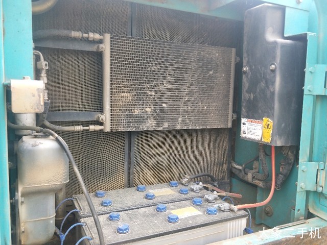 神钢 SK260LC-8 挖掘机