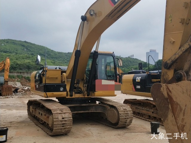 卡特彼勒 329DL 挖掘机