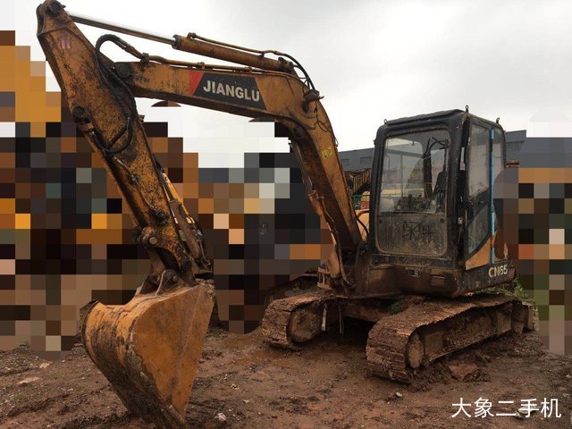 江麓机电 CN65E 挖掘机