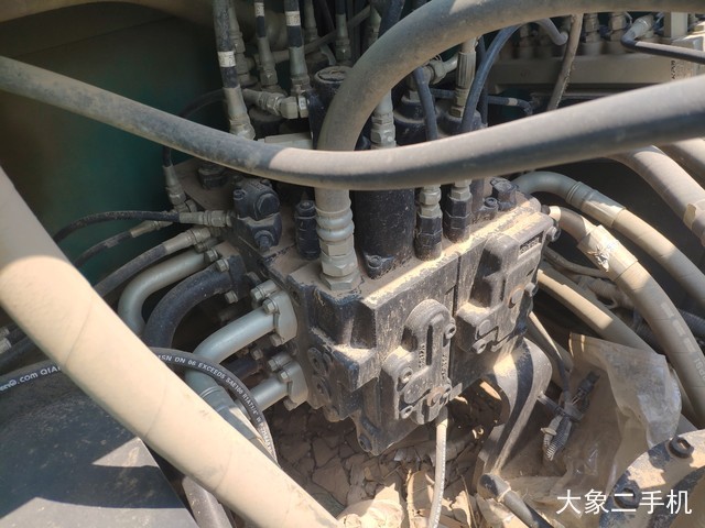 神钢 SK260LC-8 挖掘机