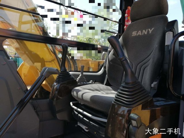 三一重工 SY75C 挖掘机