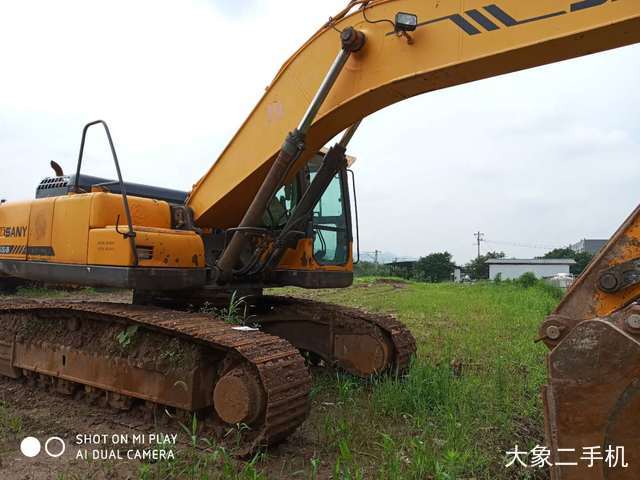 三一重工 SY235C 挖掘机