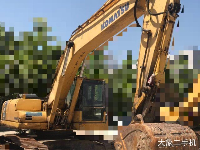 小松 PC200-8 挖掘机