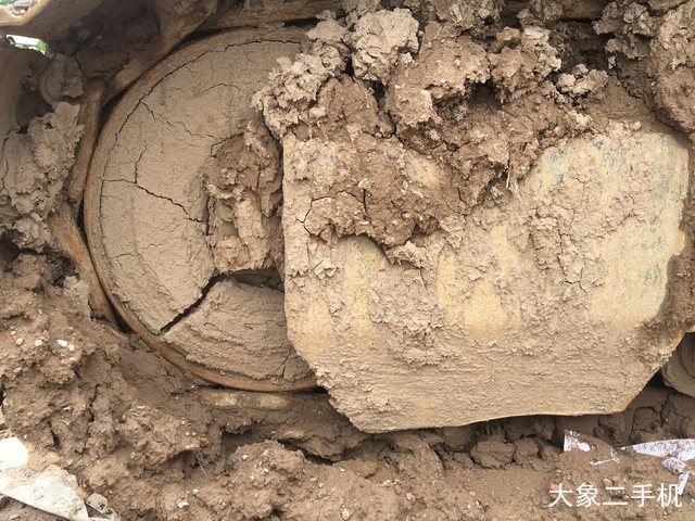 徐工 XE135B 挖掘机