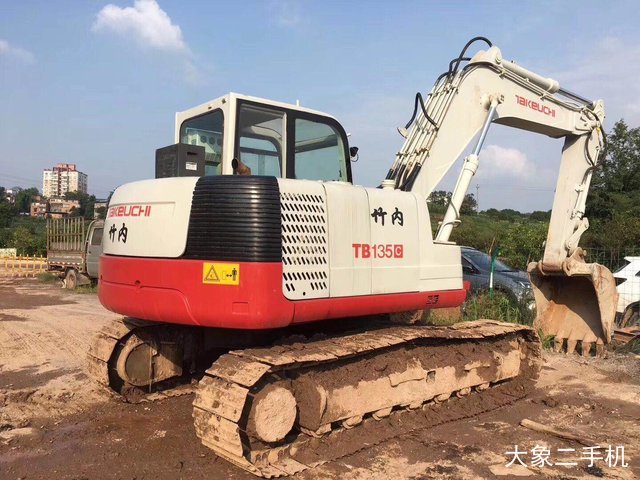 竹内 TB135 挖掘机
