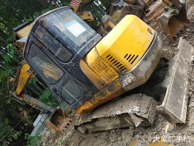 雷沃重工 FR65-7 挖掘机