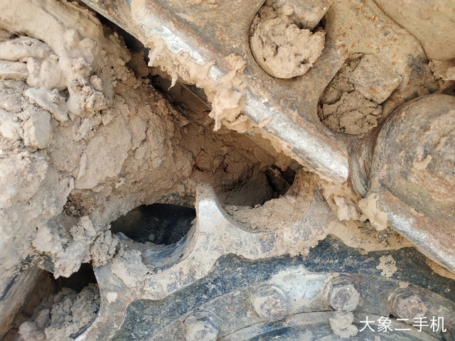 龙工 LG6225E 挖掘机