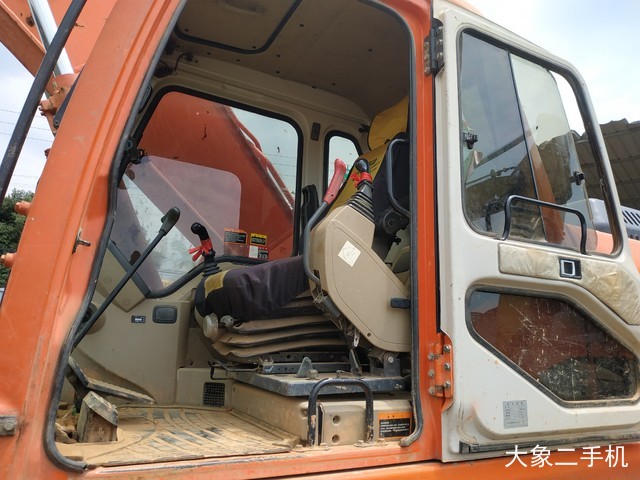 斗山 DH225LC-9 挖掘机