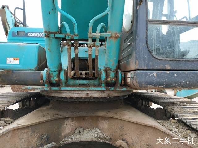 神钢 SK350LC-8 挖掘机