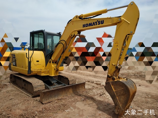 小松 PC56-7 挖掘机