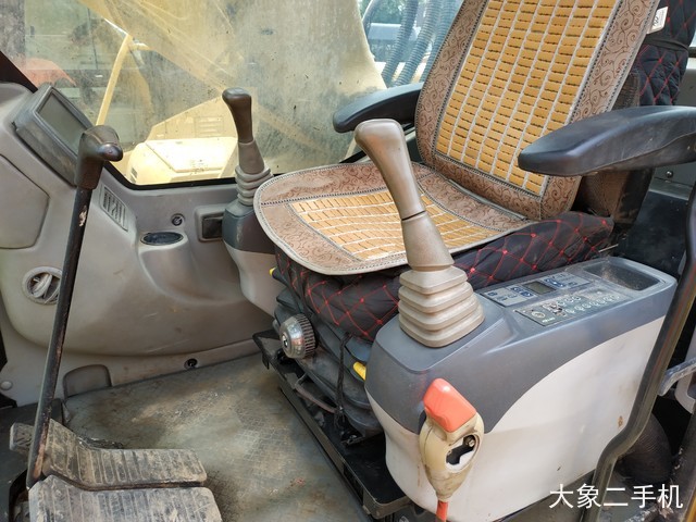 中联重科 ZE420 挖掘机