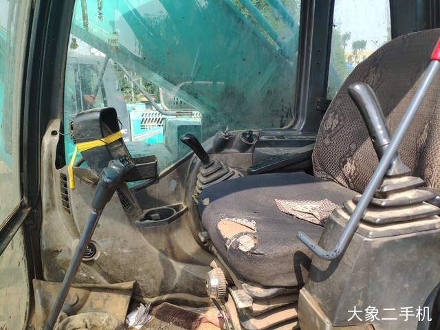 神钢 SK460-8 挖掘机