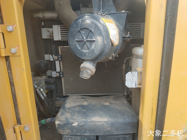 三一重工 SY75C 挖掘机