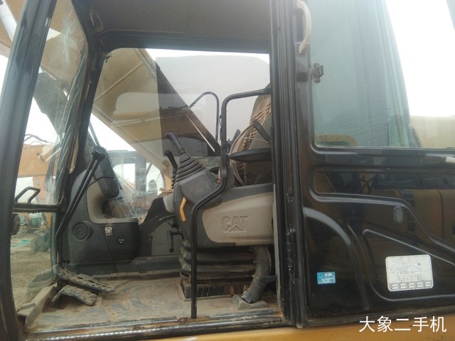 卡特彼勒 323D液压 挖掘机