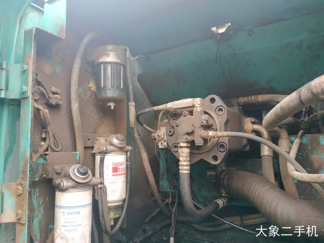 神钢 SK250LC-8 挖掘机